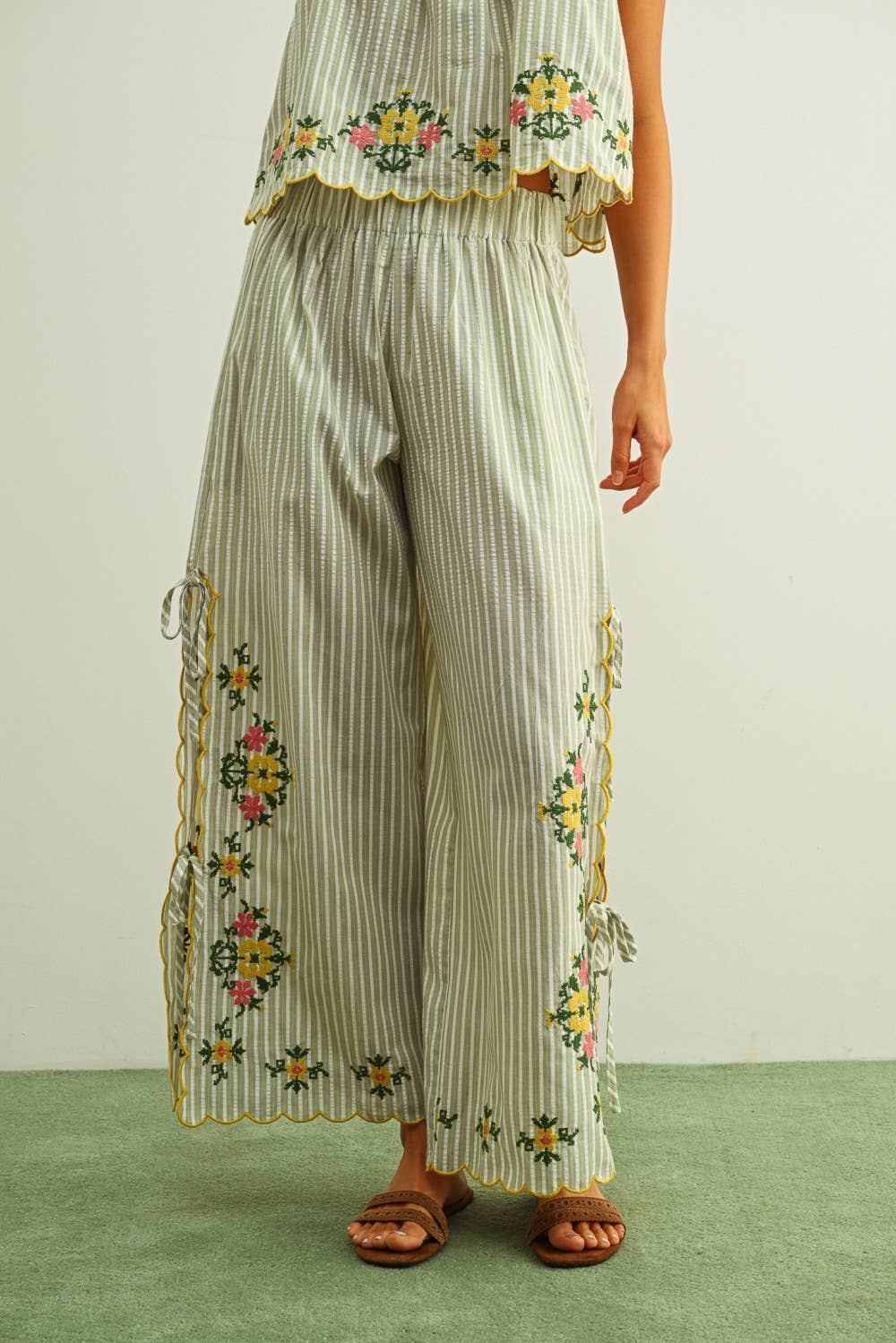 Green Stripe and Floral Embroidery Pants with Tie