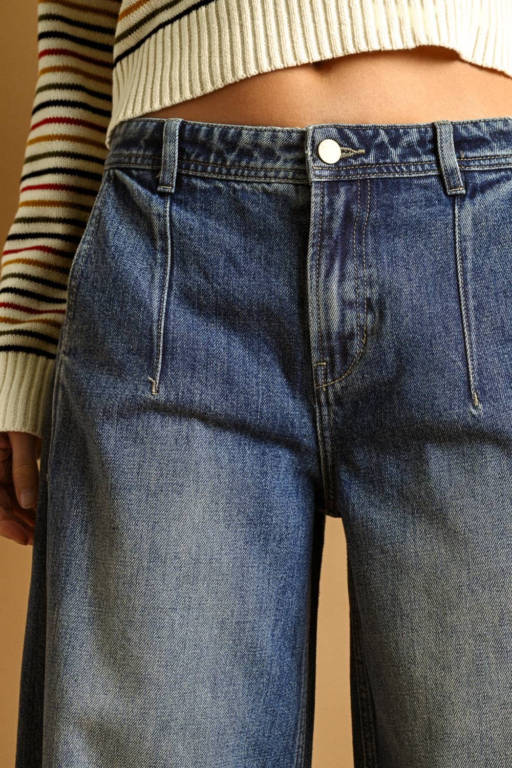 Wide Leg Jeans With Pleats