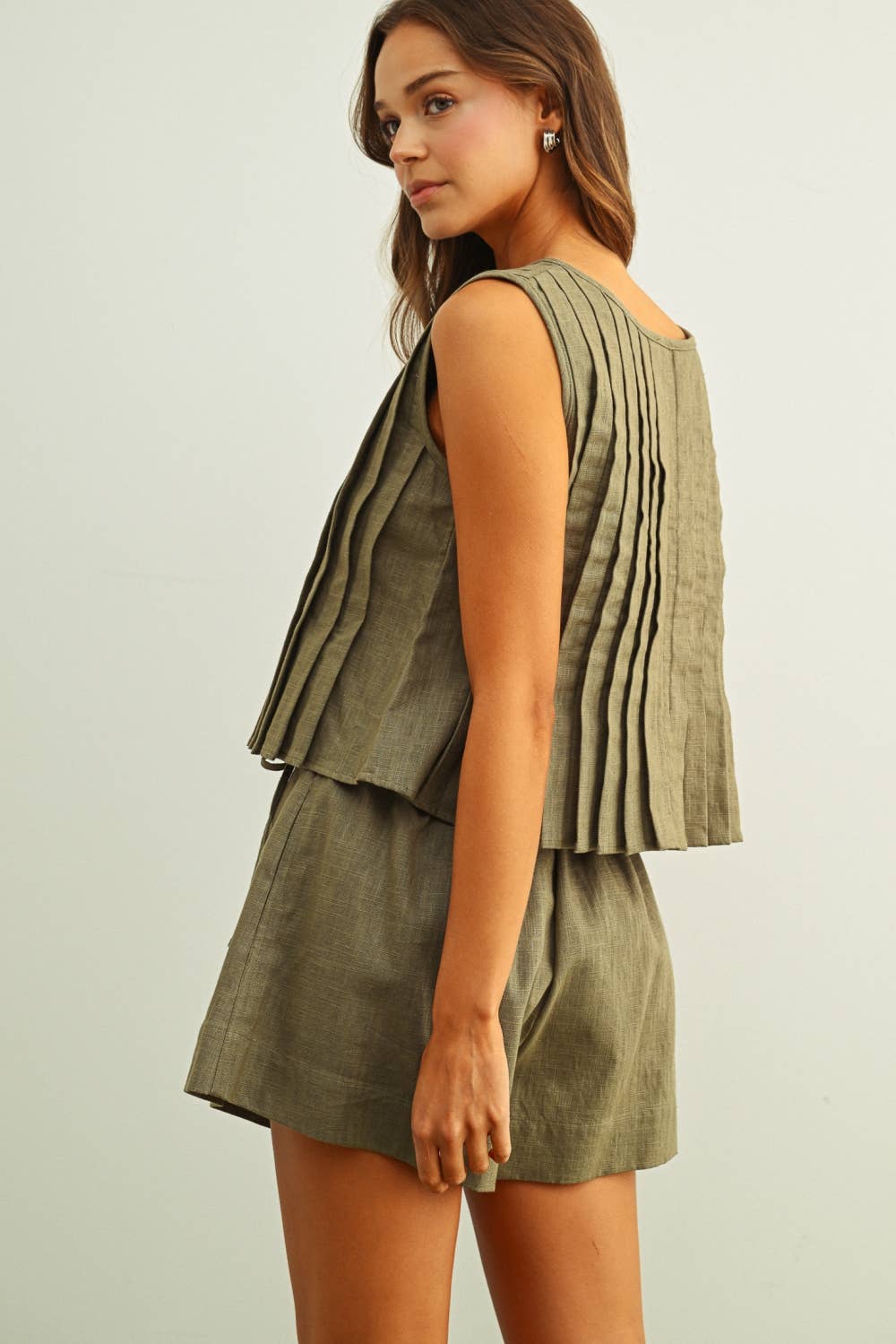Olive Linen Shorts with Ties