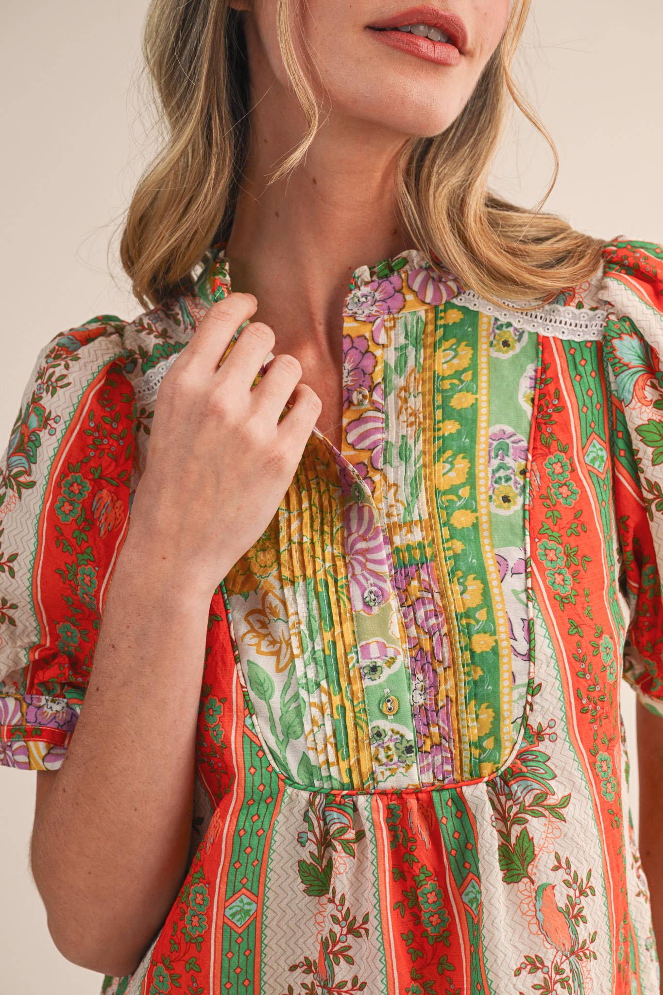 Border Print Pin Tuck Top