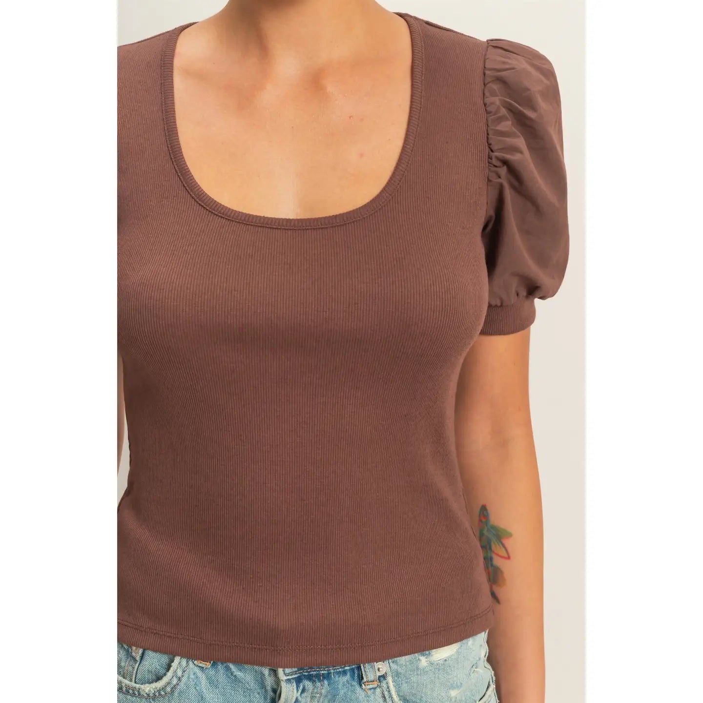Ribbed Puff Sleeve Scoop Neck Top