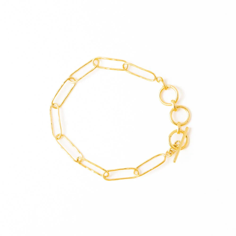Brass Paperclip Chain Bracelet With Toggle Closure 18K