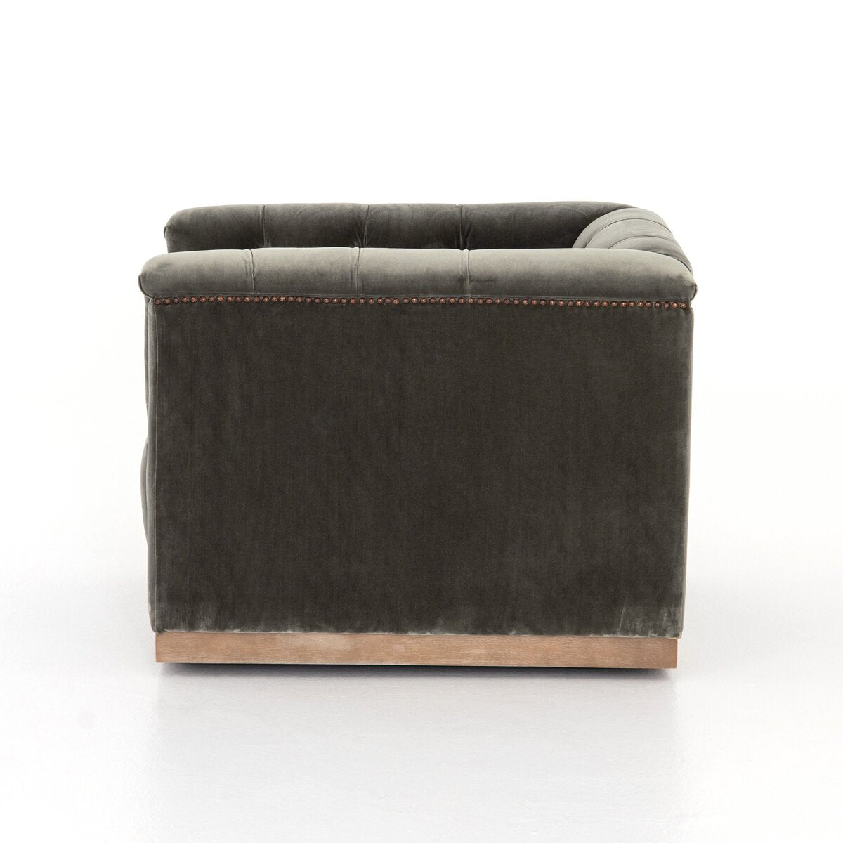 Maxx Swivel Chair
