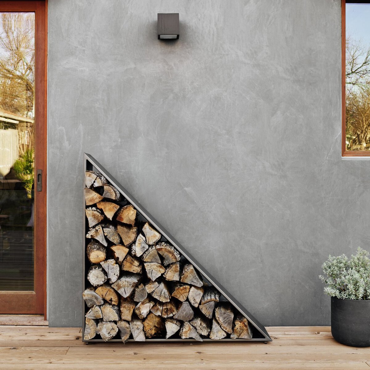 Nero Firewood Storage