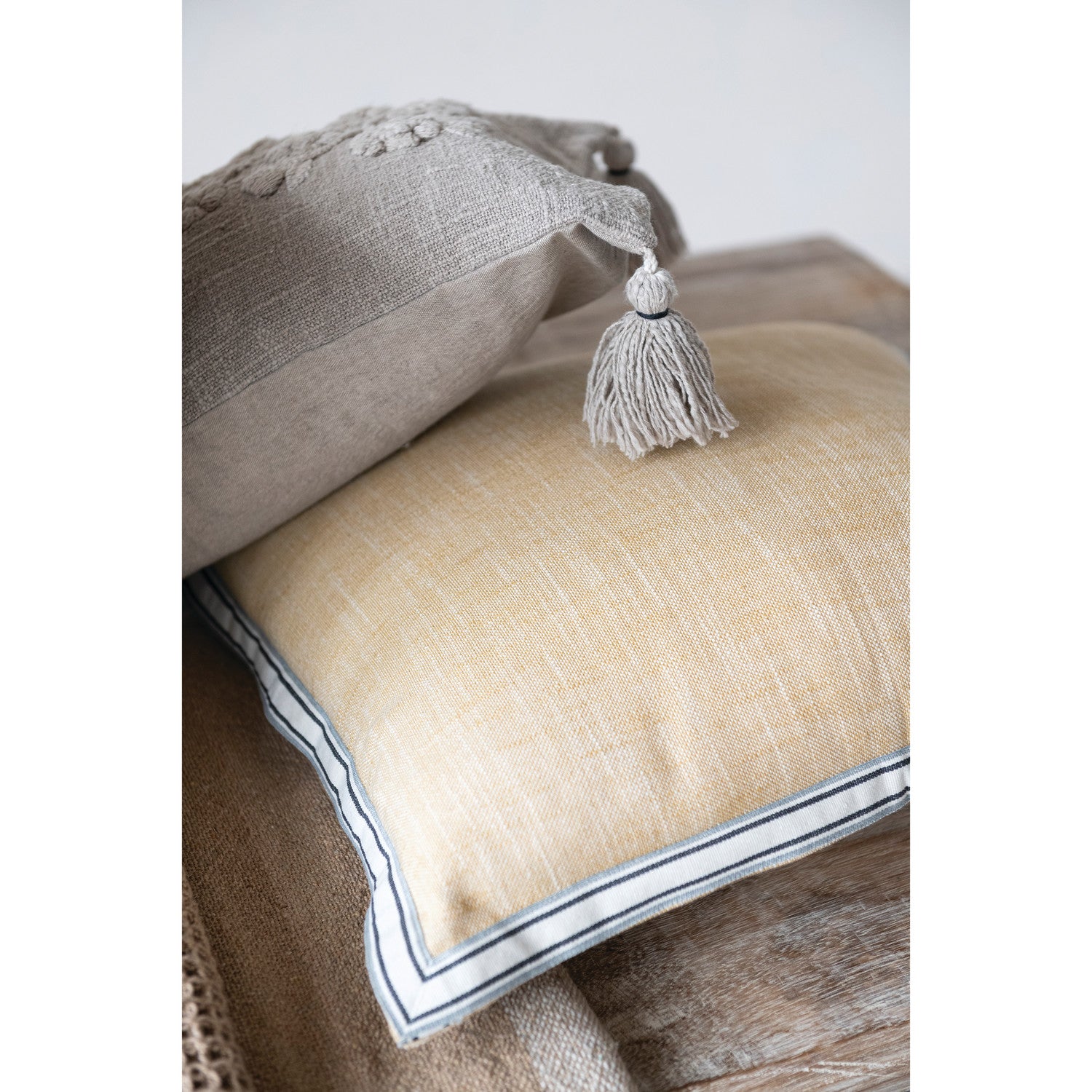 Sawyer Pillow