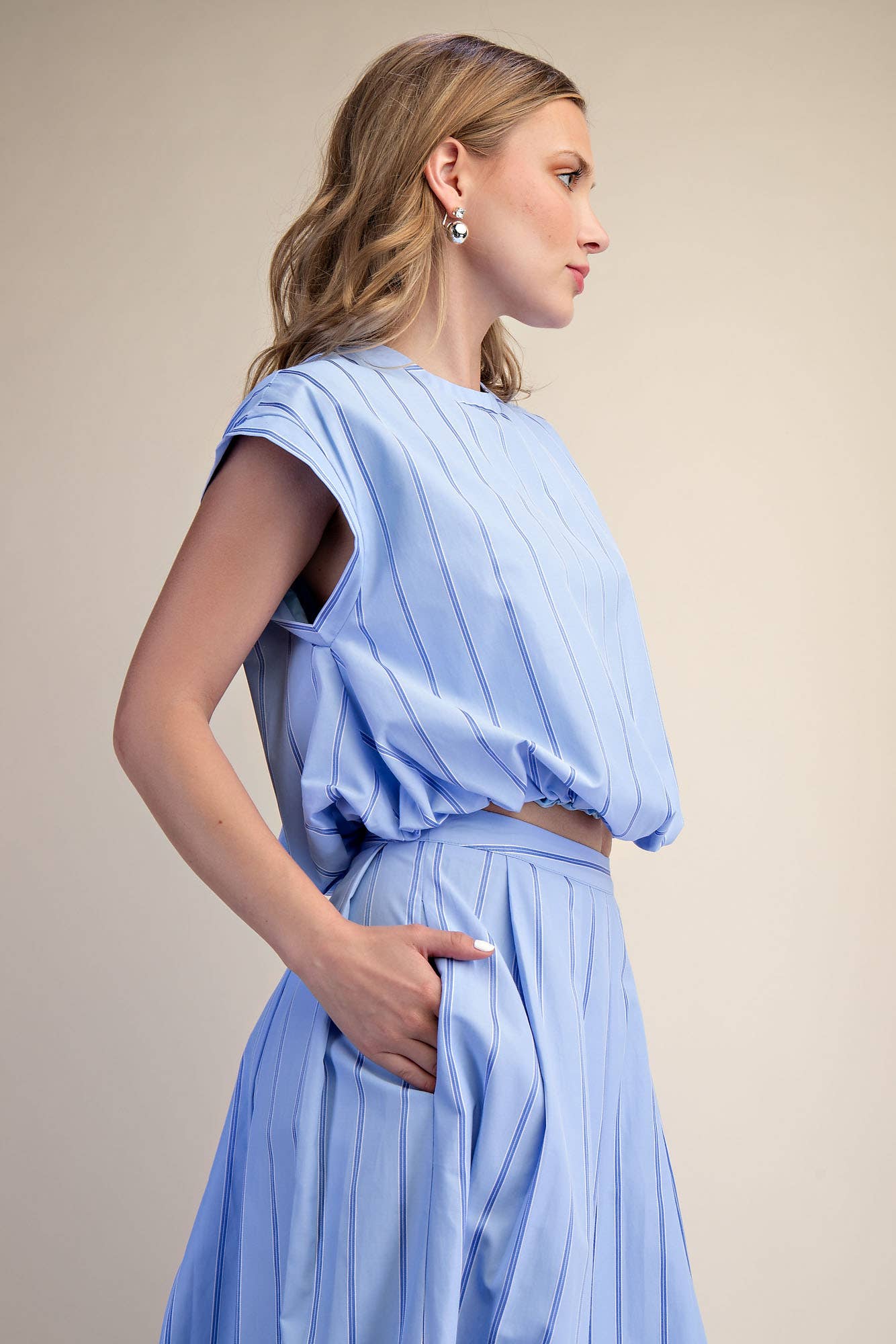 Round Neck Bubble Hem Stripe Crop Top