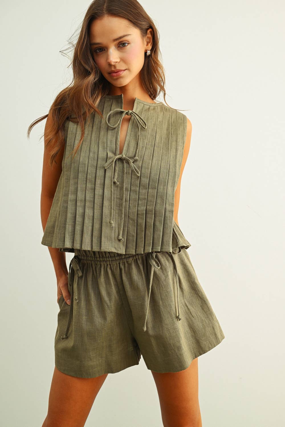 Olive Linen Shorts with Ties