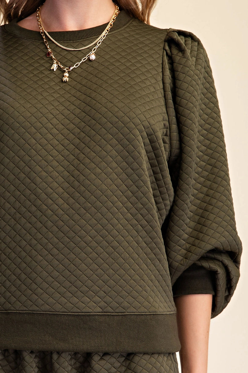 Quilted Sweatshirt & Shorts