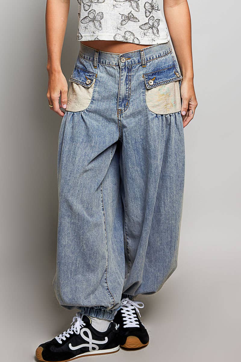 High-Rise Floral Poecket Jogger Pants