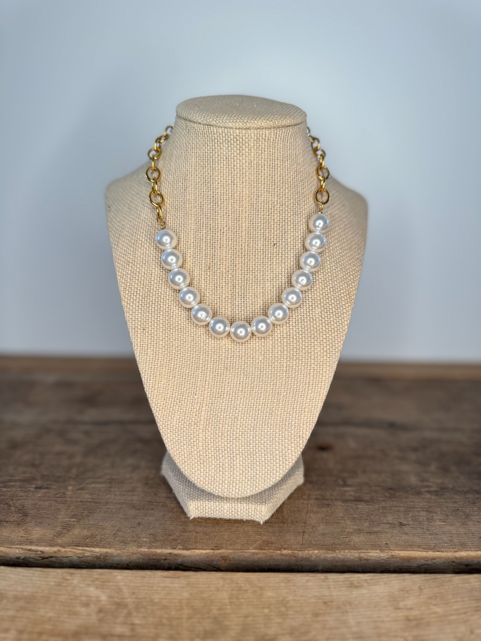 Pearl and Gold Necklace