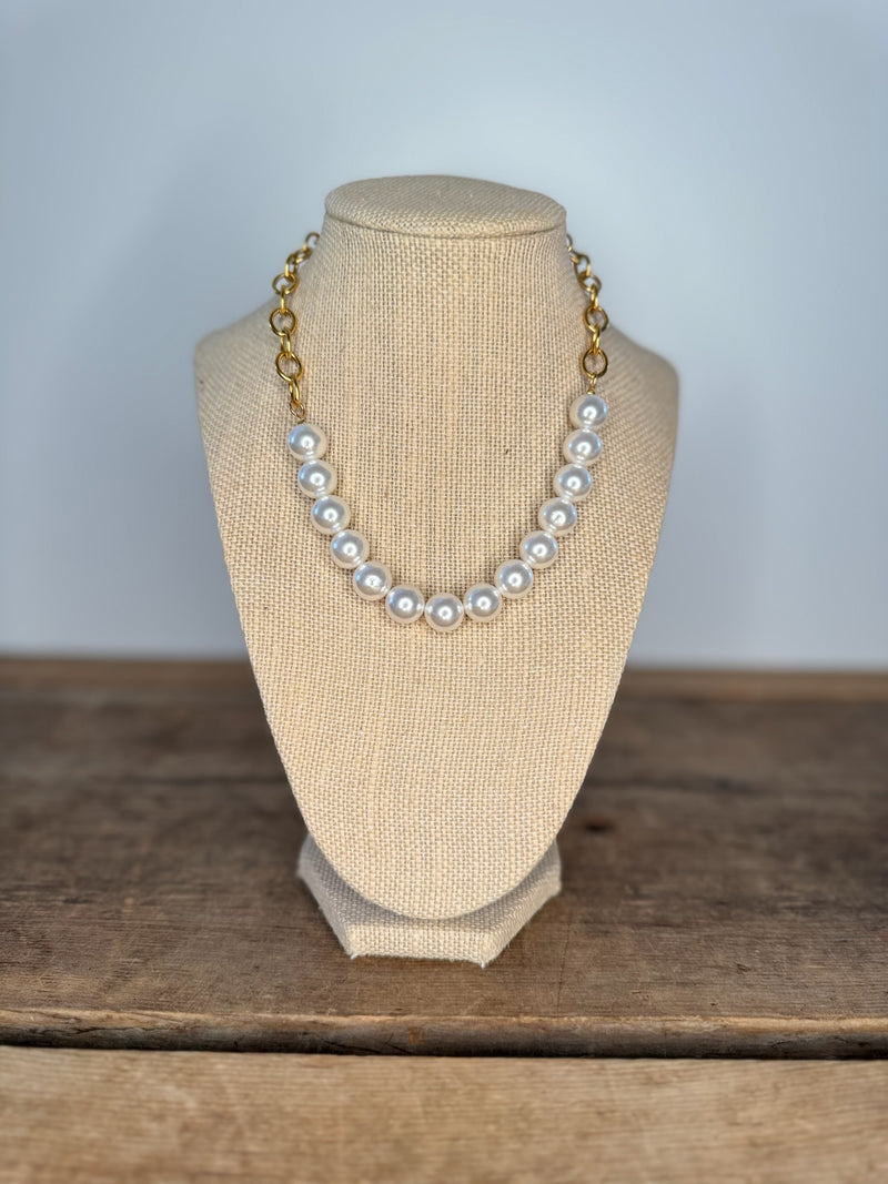 Pearl and Gold Necklace