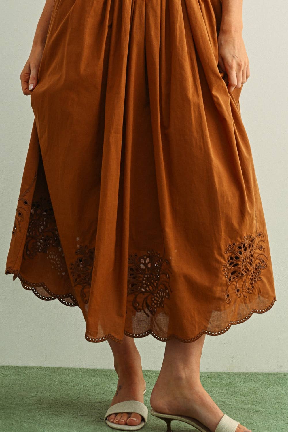 Embroidered Hem Maxi Skirt