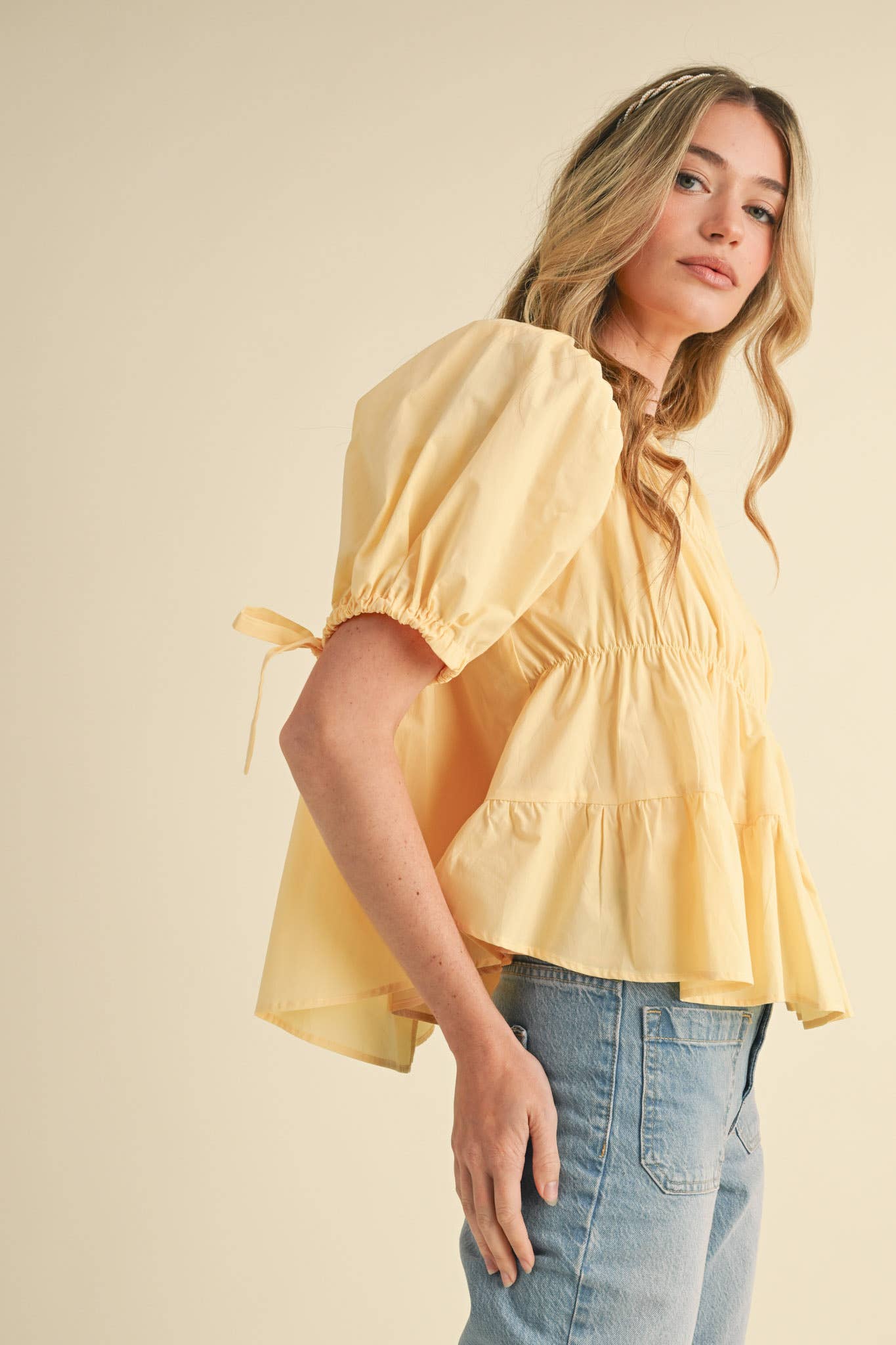 Tiered Shirring Puff Sleeve Top