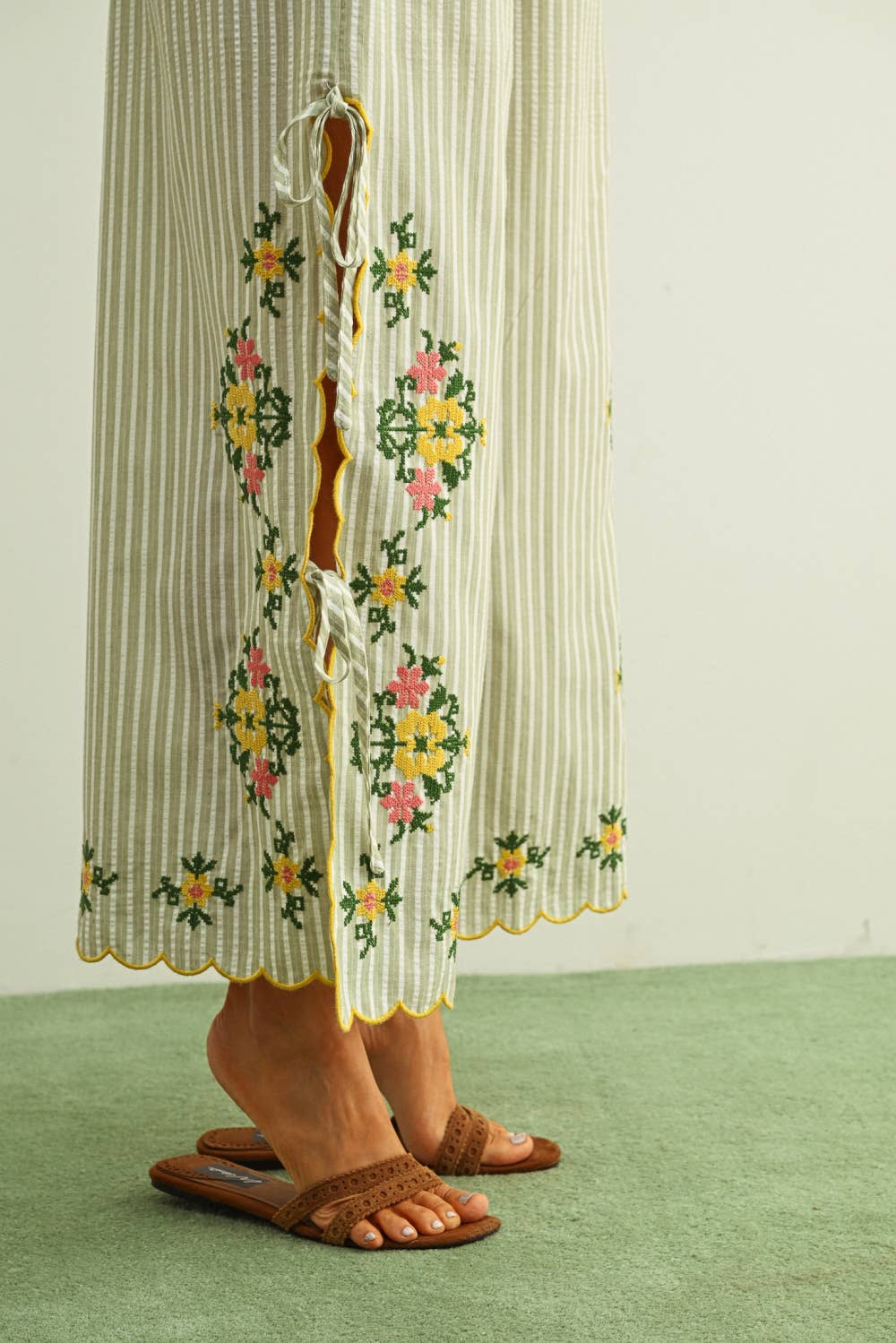 Green Stripe and Floral Embroidery Pants with Tie