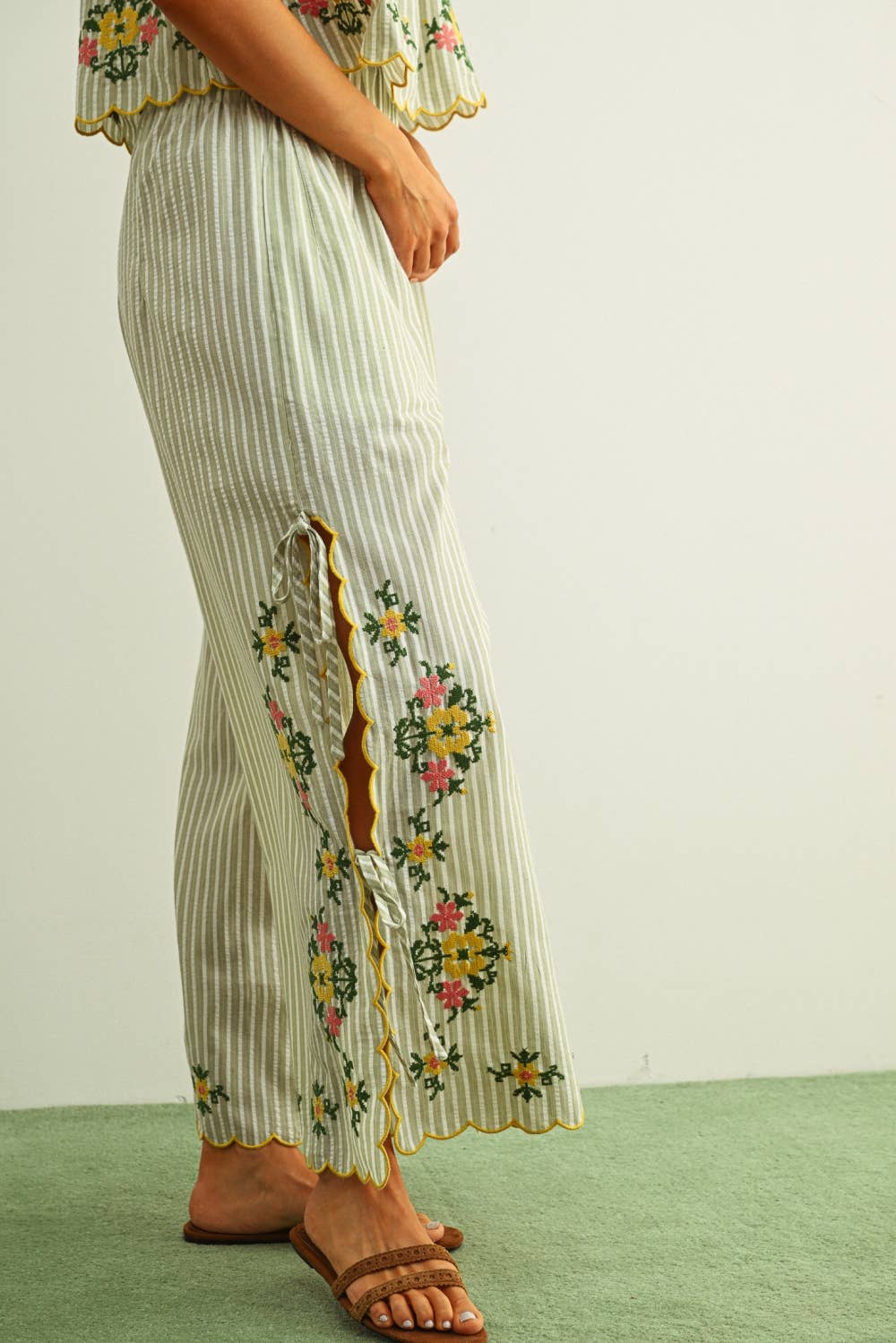 Green Stripe and Floral Embroidery Pants with Tie