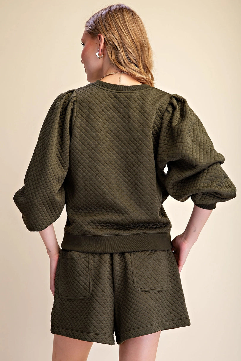 Quilted Sweatshirt & Shorts