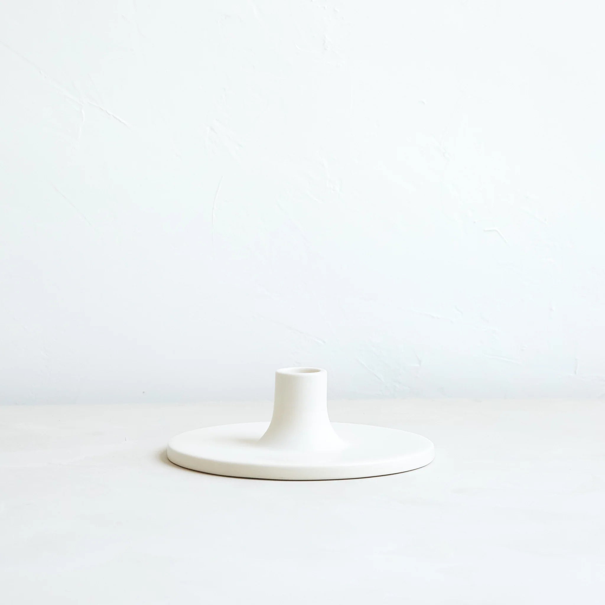 White Round Taper Holder