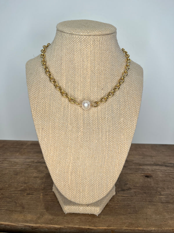 Single Pearl Necklace