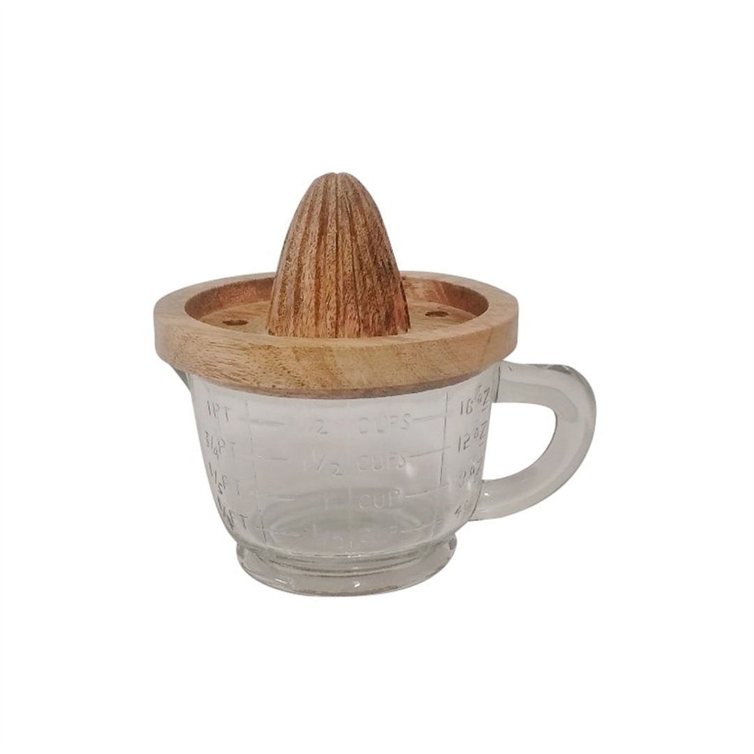Juicer with Measuring Cup