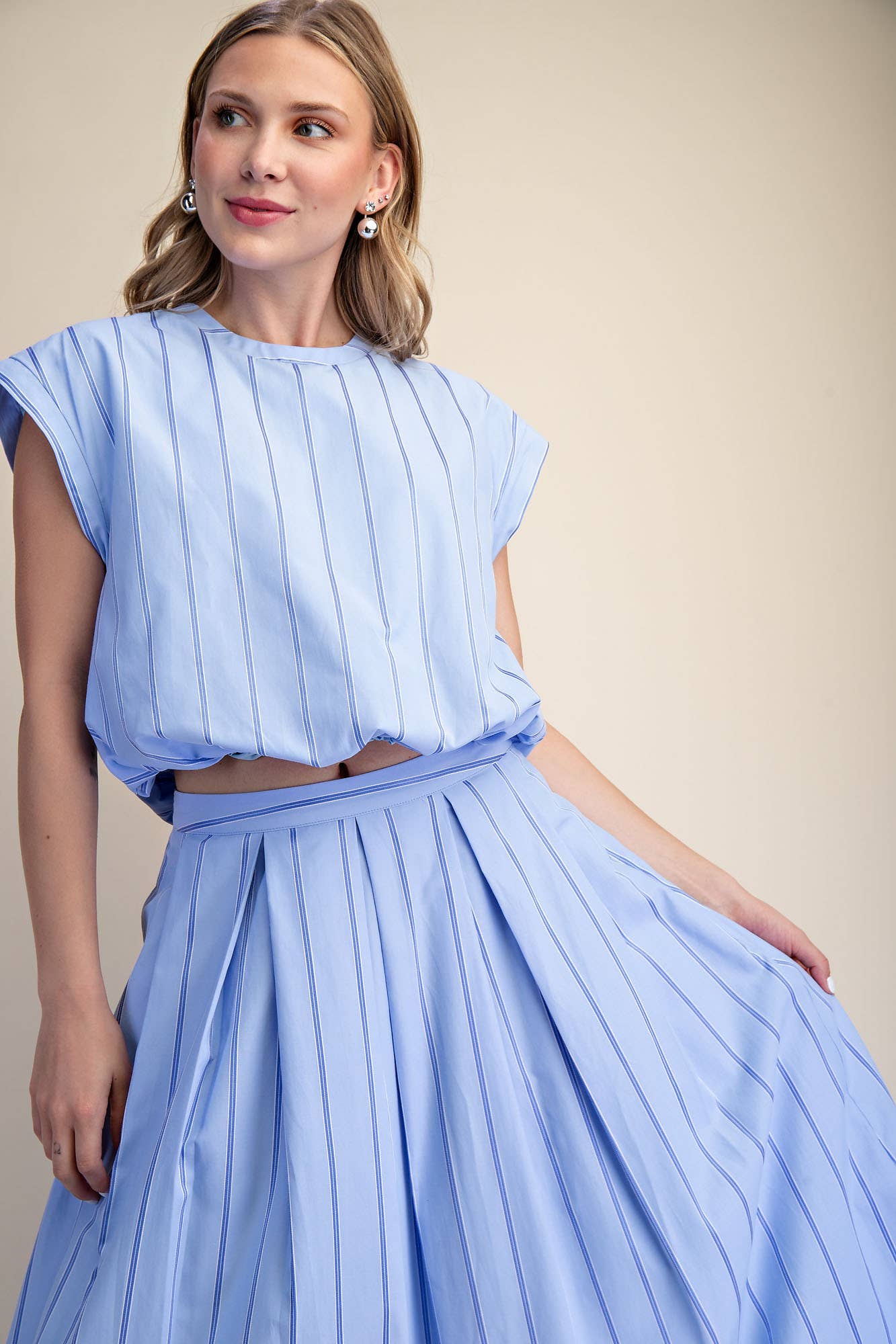 Round Neck Bubble Hem Stripe Crop Top