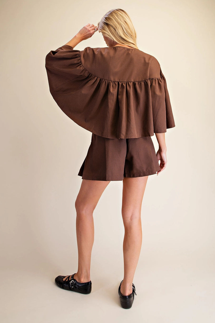 Stripe Swing Cape Top & Pleated Shorts