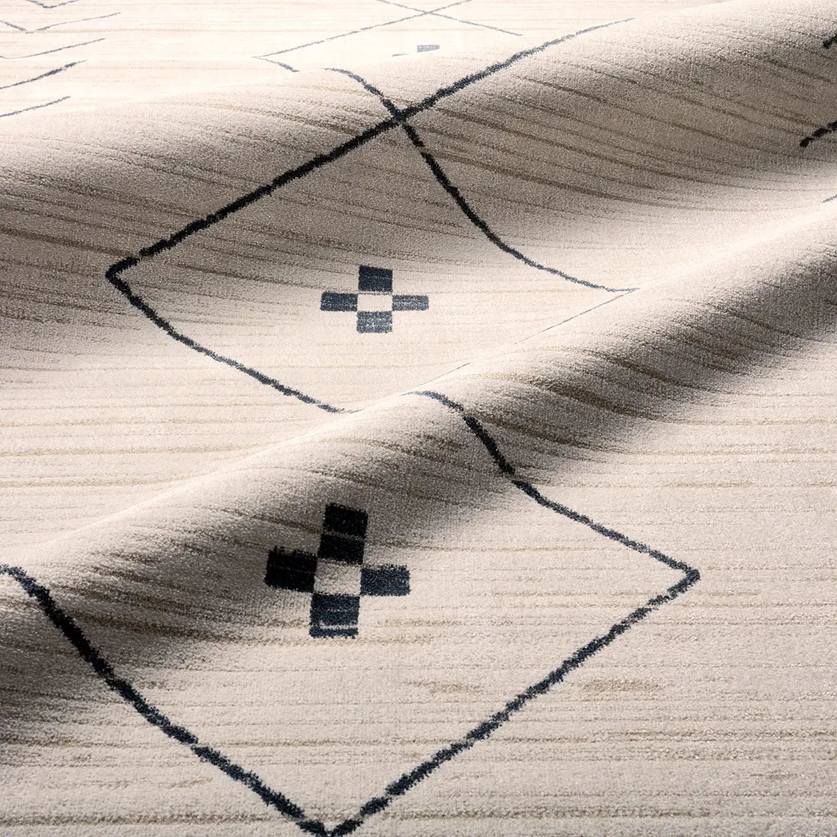 Neoma Rug