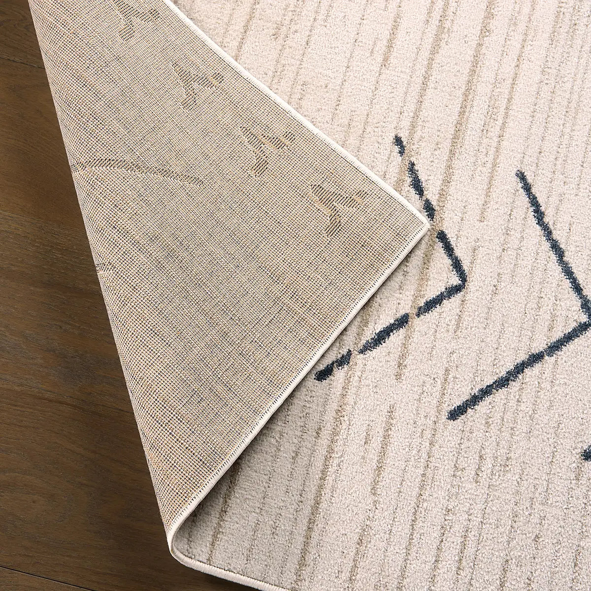 Neoma Rug