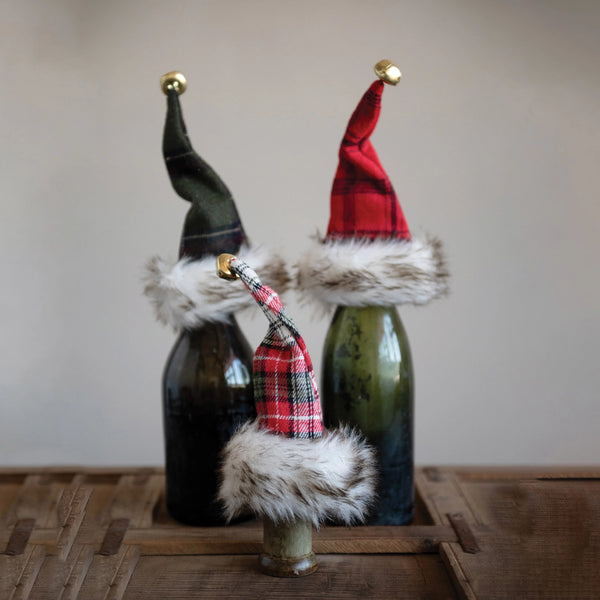 Holiday Plaid Hat Bottle Topper